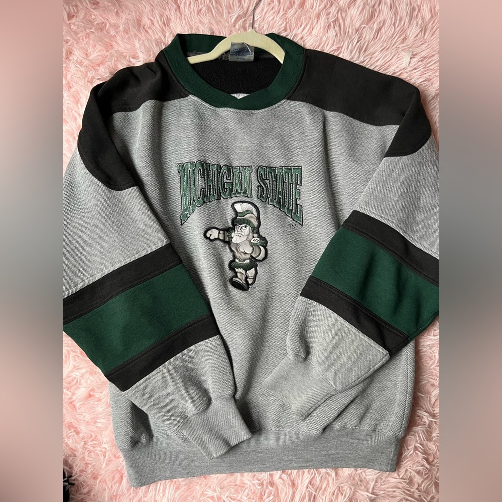 Vintage Embroidered MSU Crewneck